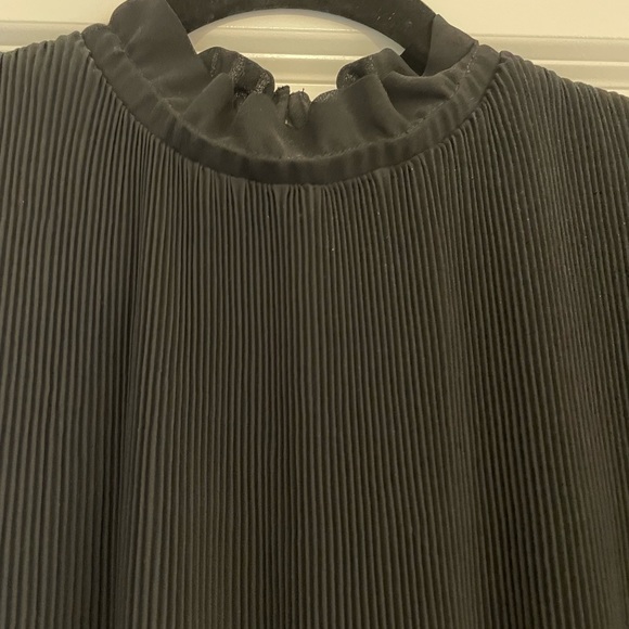 BNWT WOMENS H&M PLEATED DRESS, SIZE XS - Picture 8 of 12